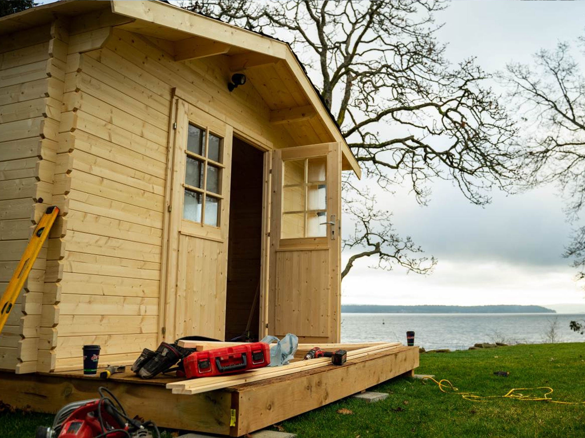 Alabama Classic Studio Bunkie