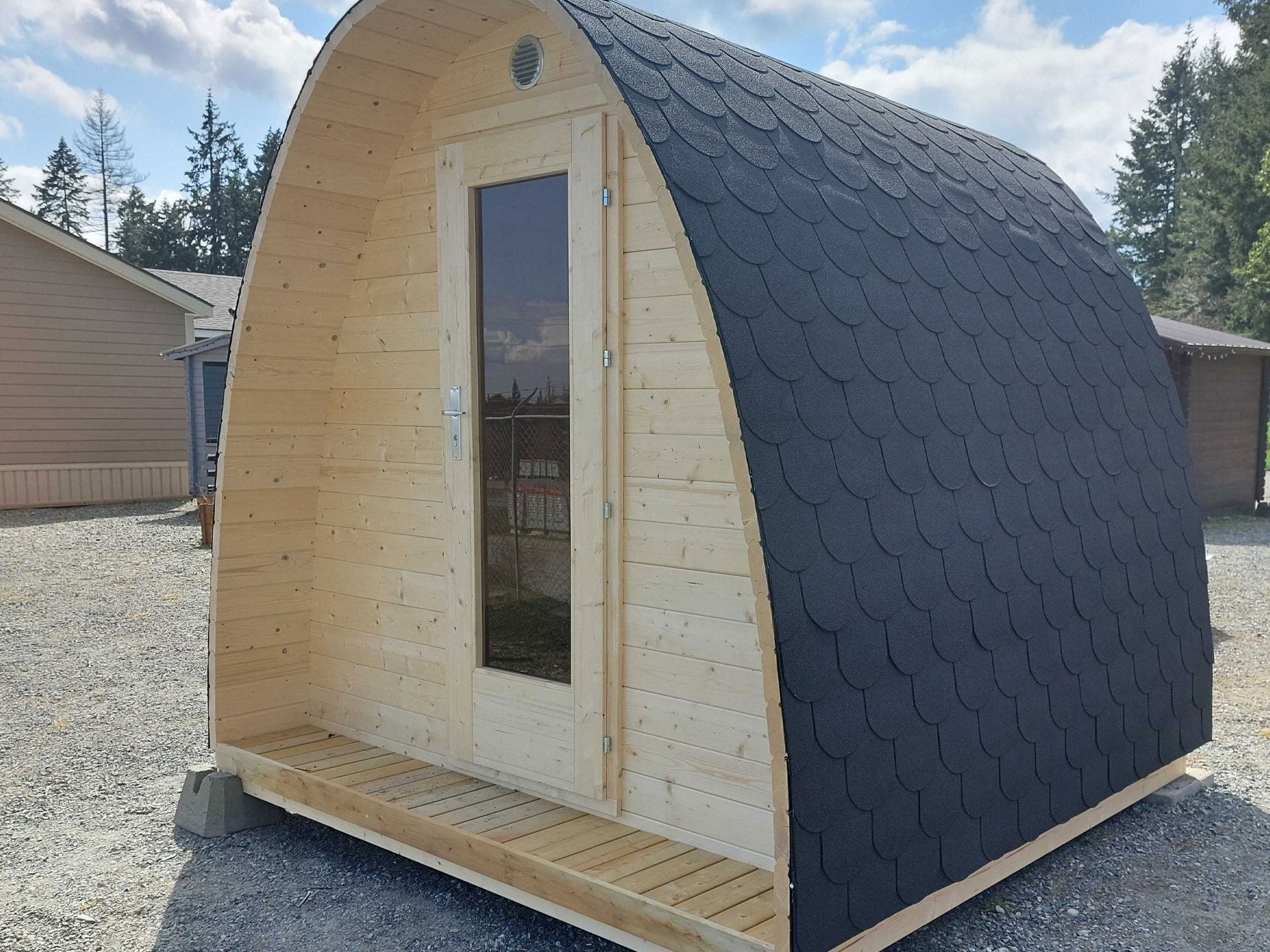 Bianca Off-Grid Sauna