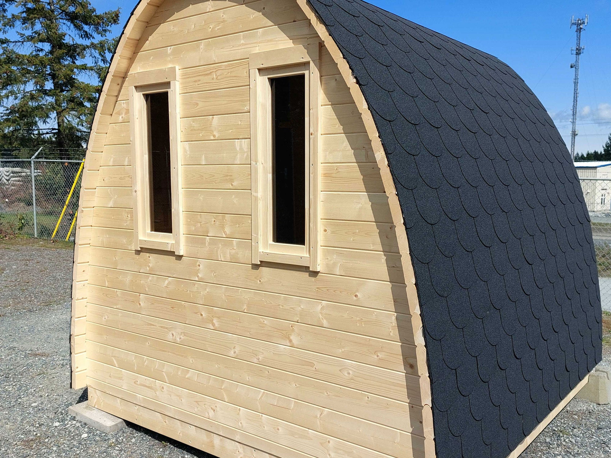 Bianca Off-Grid Sauna