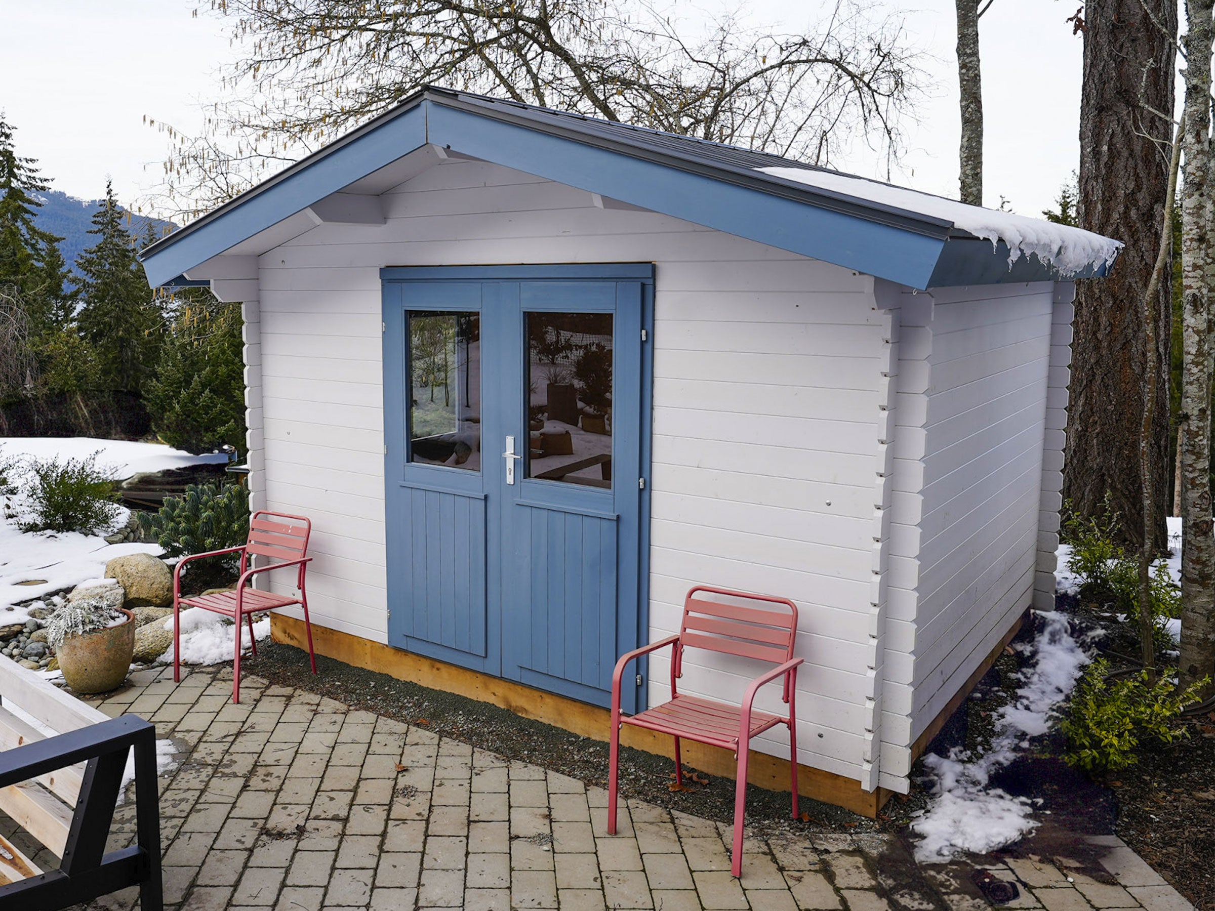 Alabama Classic Studio Bunkie